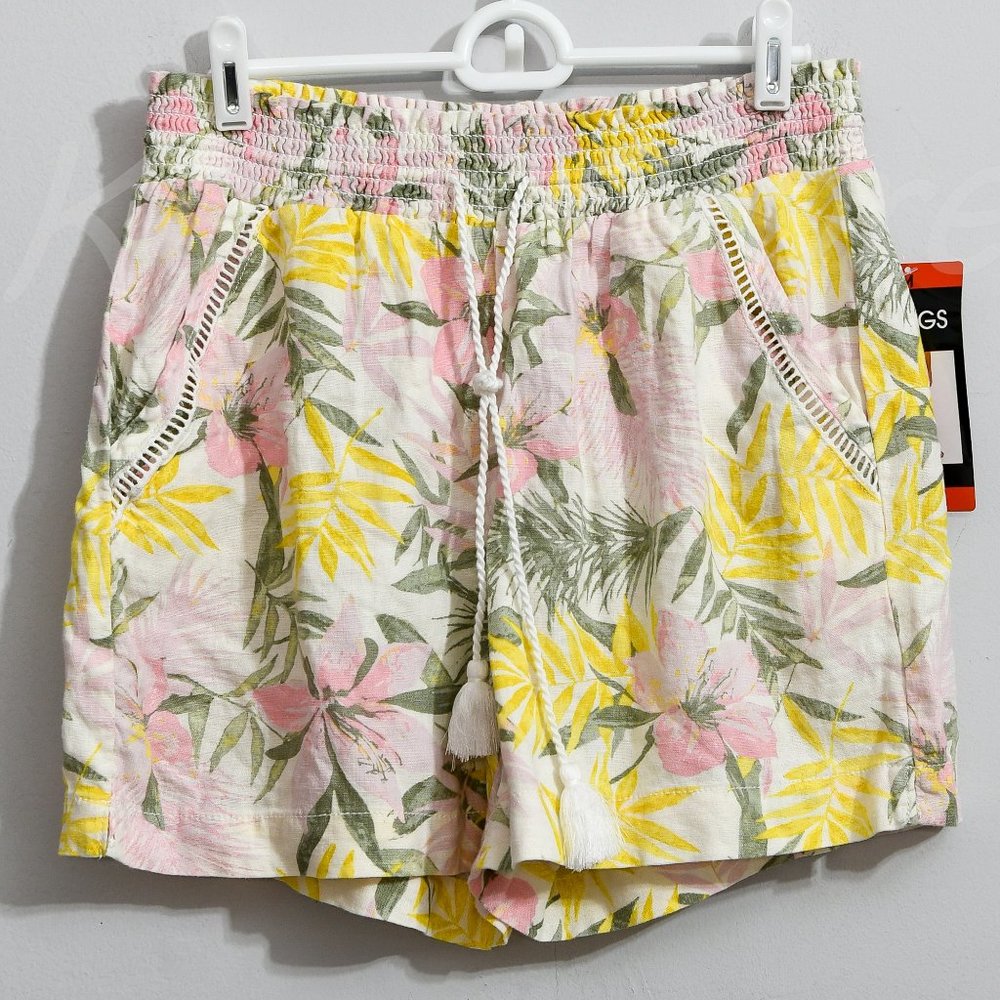 Briggs Ladies’ Linen Blend‎ Short  FLORAL